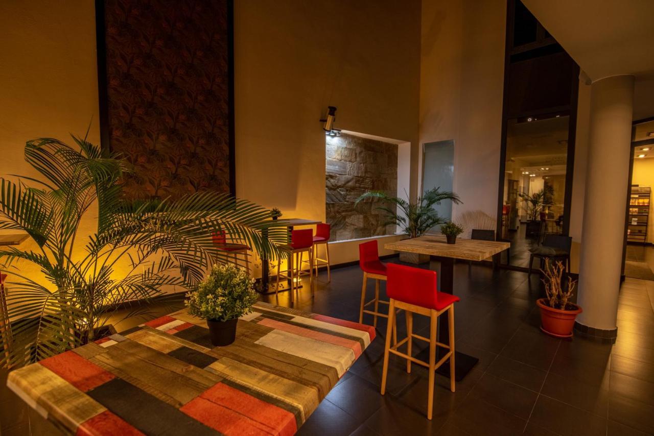Hotel Los Nardos Chipiona Exterior photo