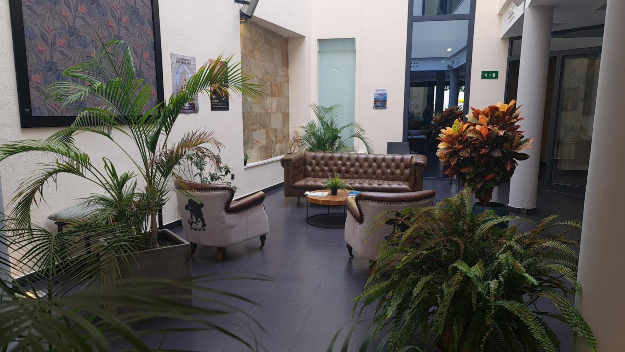 Hotel Los Nardos Chipiona Exterior photo